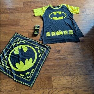 Girl’s‎ Batman T Shirt Cape Costume Set